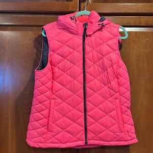 Pink vest with hood size XL. Excellent condition. Tek Gear.